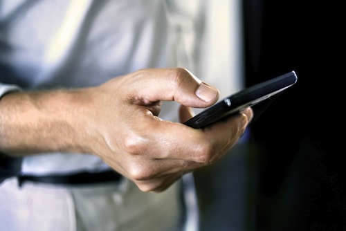 smartphone-user